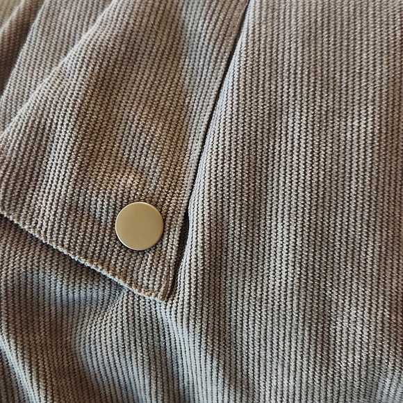 NWOT..Corduroy maxi skirt - Picture 11 of 12